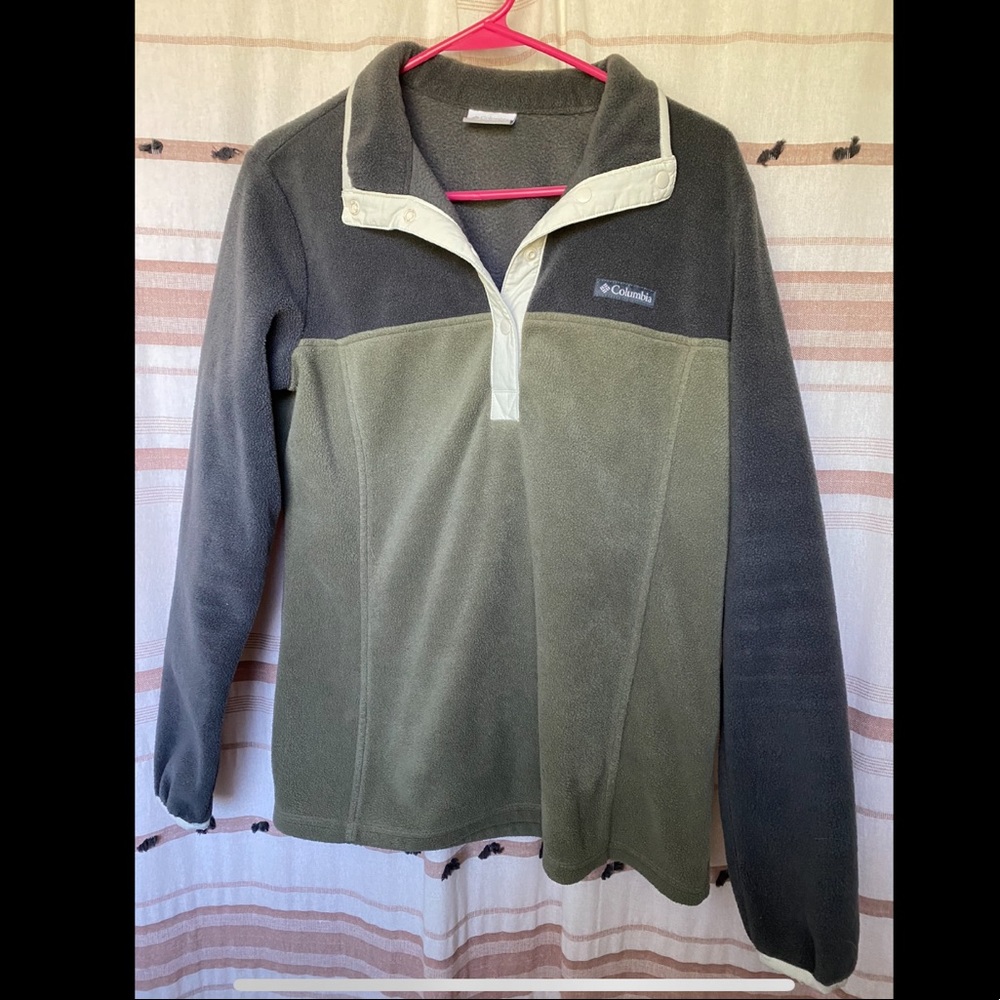 Columbia pullover
